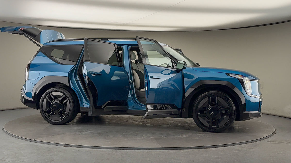 More views of Kia EV9