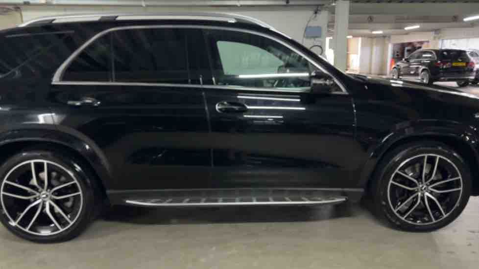 More views of Mercedes-Benz GLE