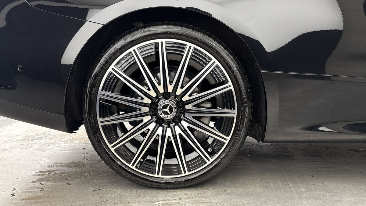 Mercedes-Benz CLE Image 10