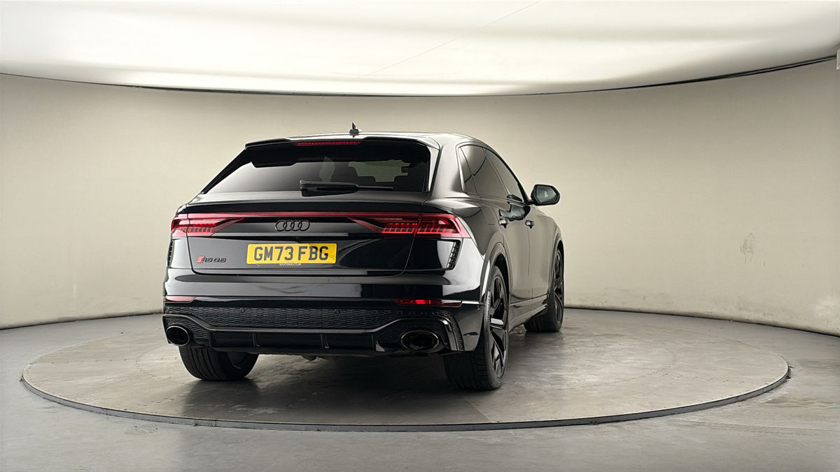 More views of Audi RSQ8