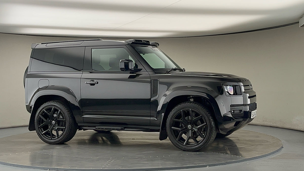 More views of Land Rover Defender 90