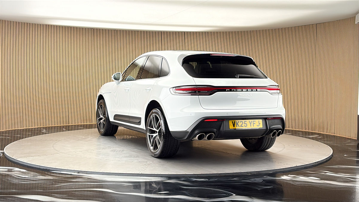 More views of Porsche Macan