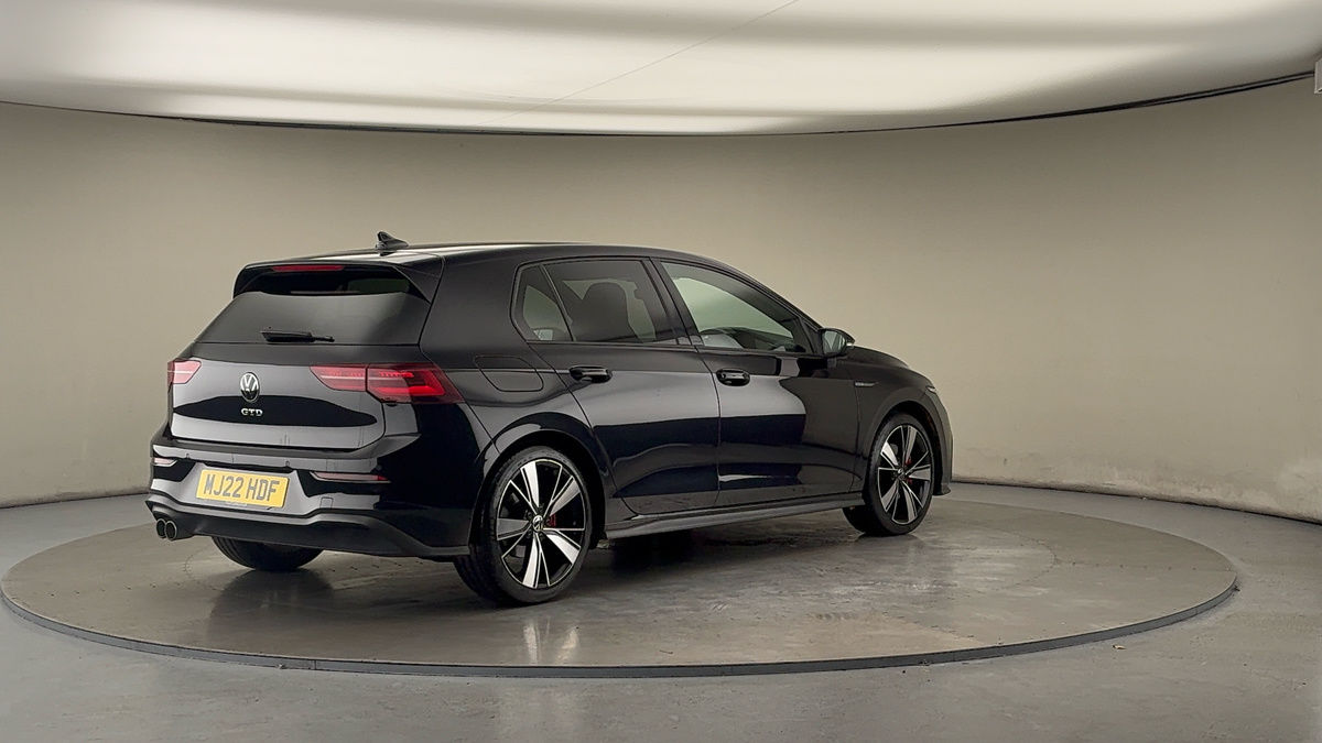 Volkswagen Golf Image 21