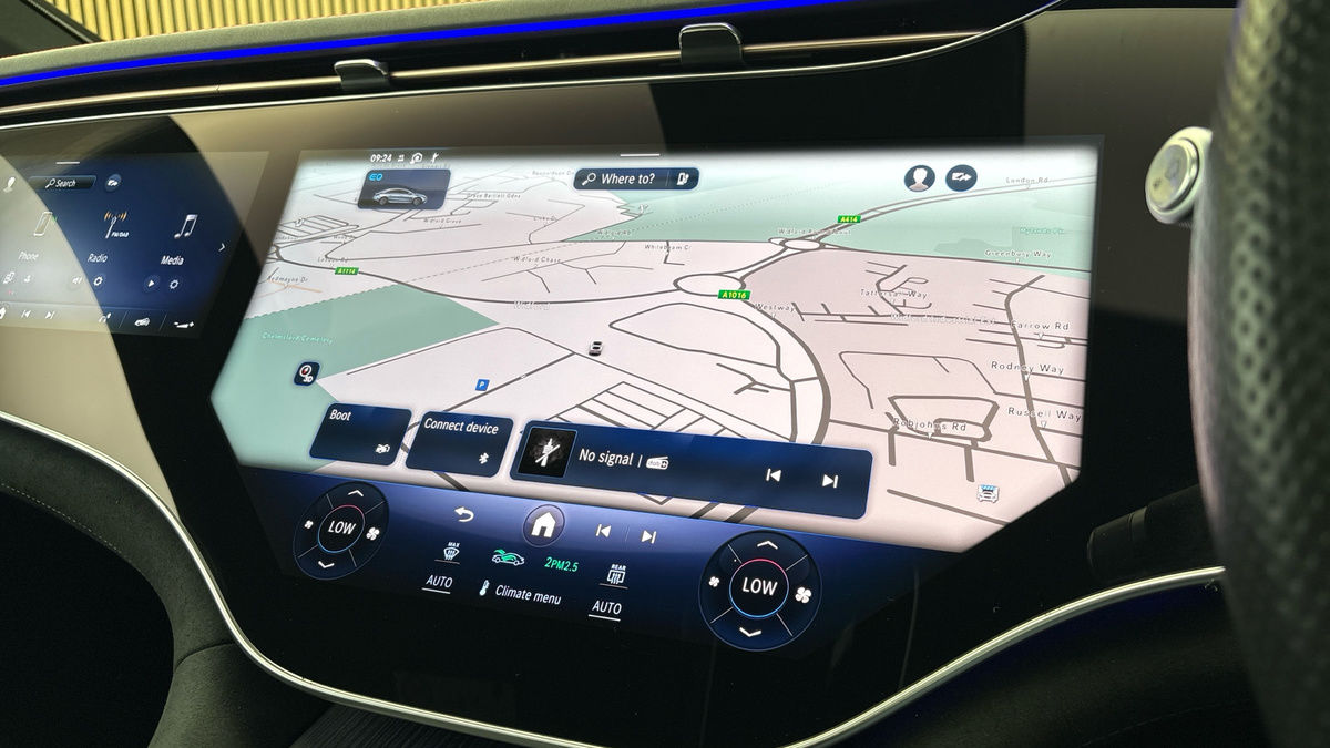 Mercedes-Benz EQS Image 18