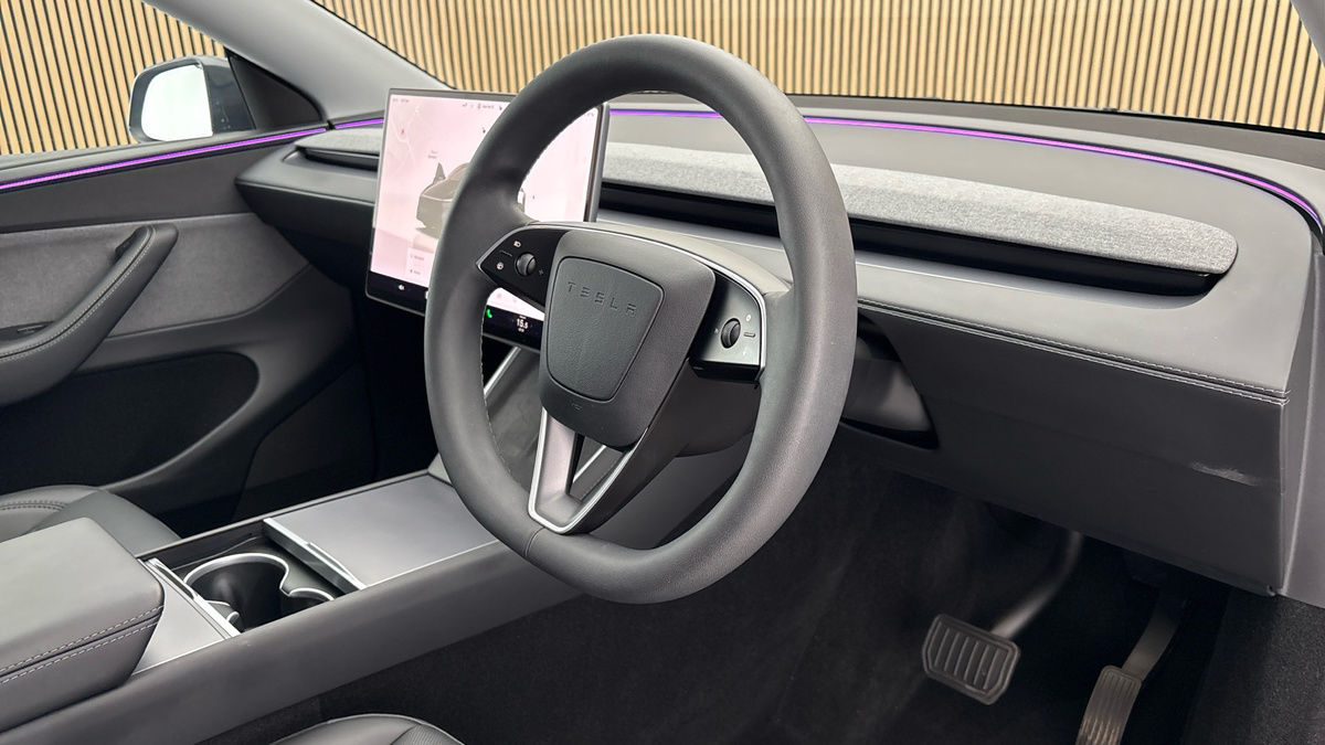 Tesla Model Y Image 5