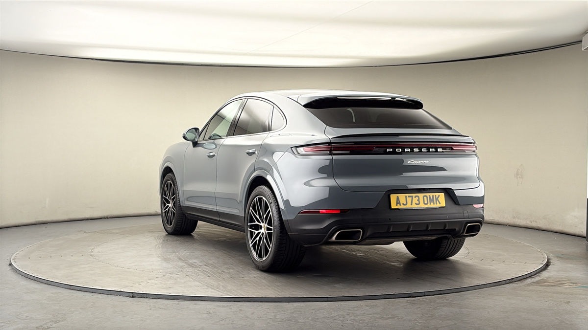 More views of Porsche Cayenne