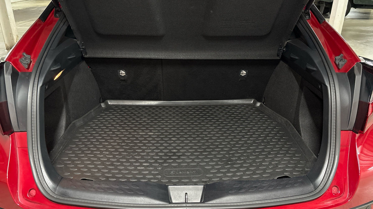 Toyota C-HR Image 11