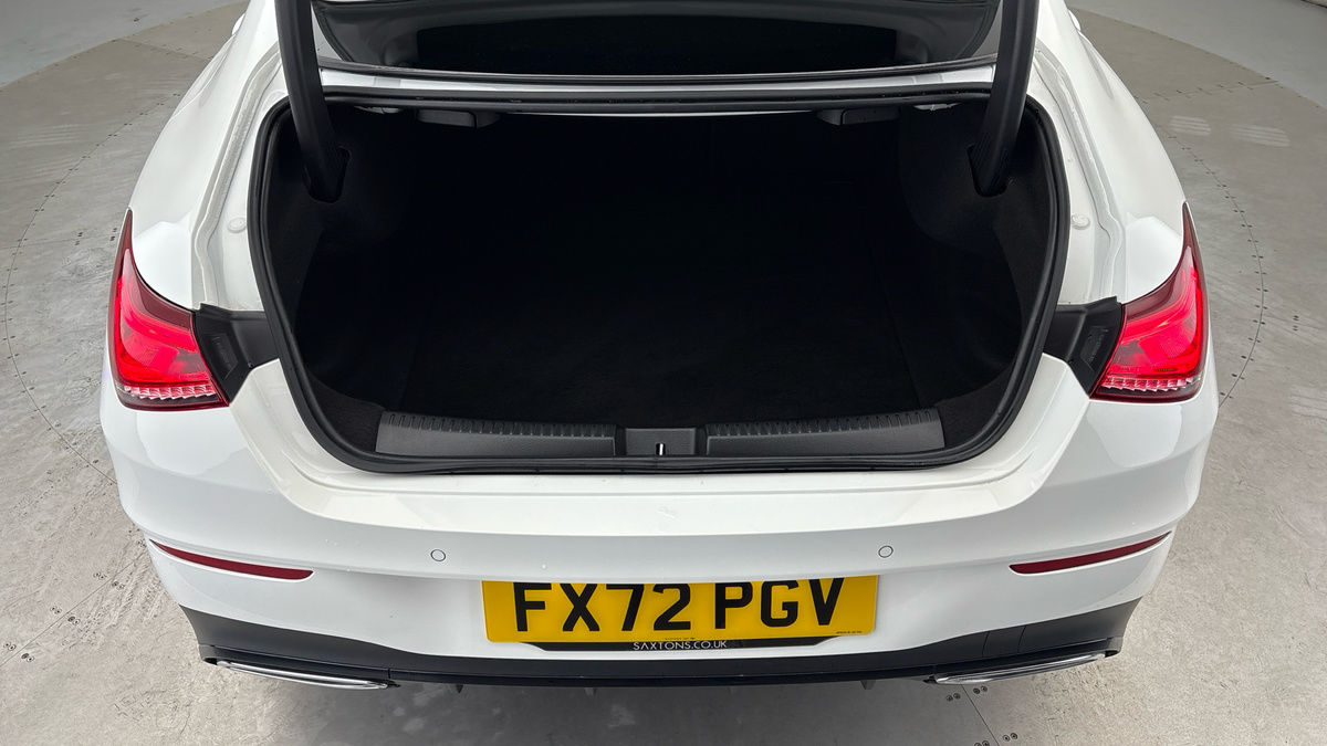 Mercedes-Benz CLA Image 11