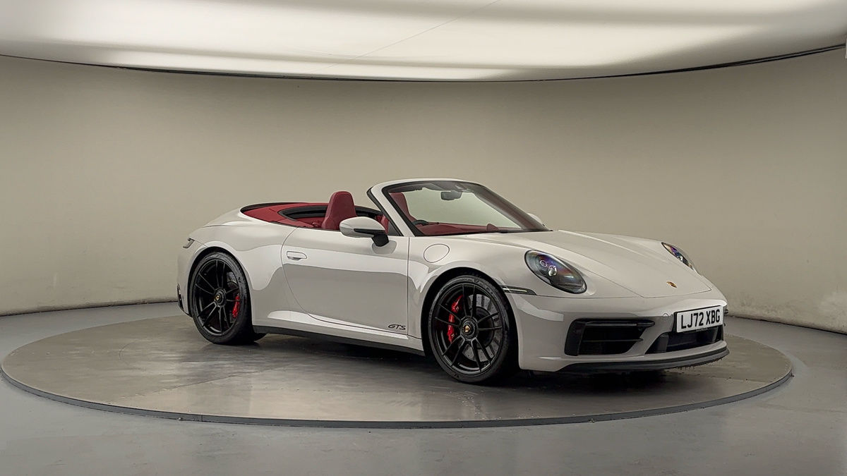 More views of Porsche 911