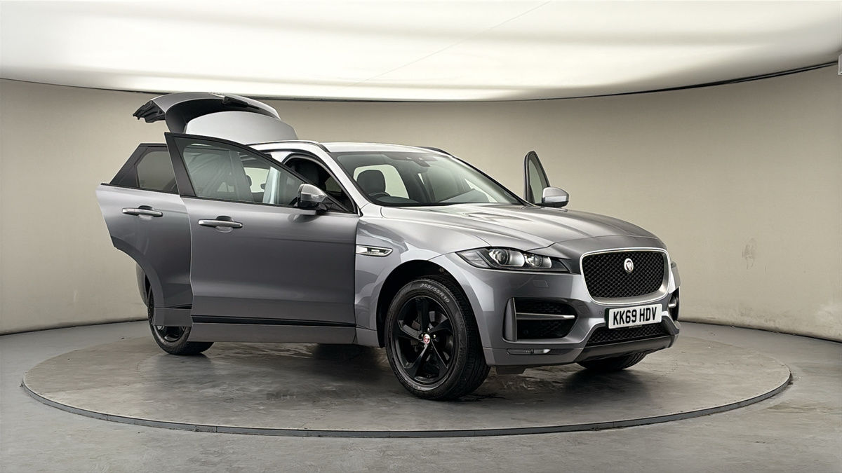 More views of Jaguar F-PACE