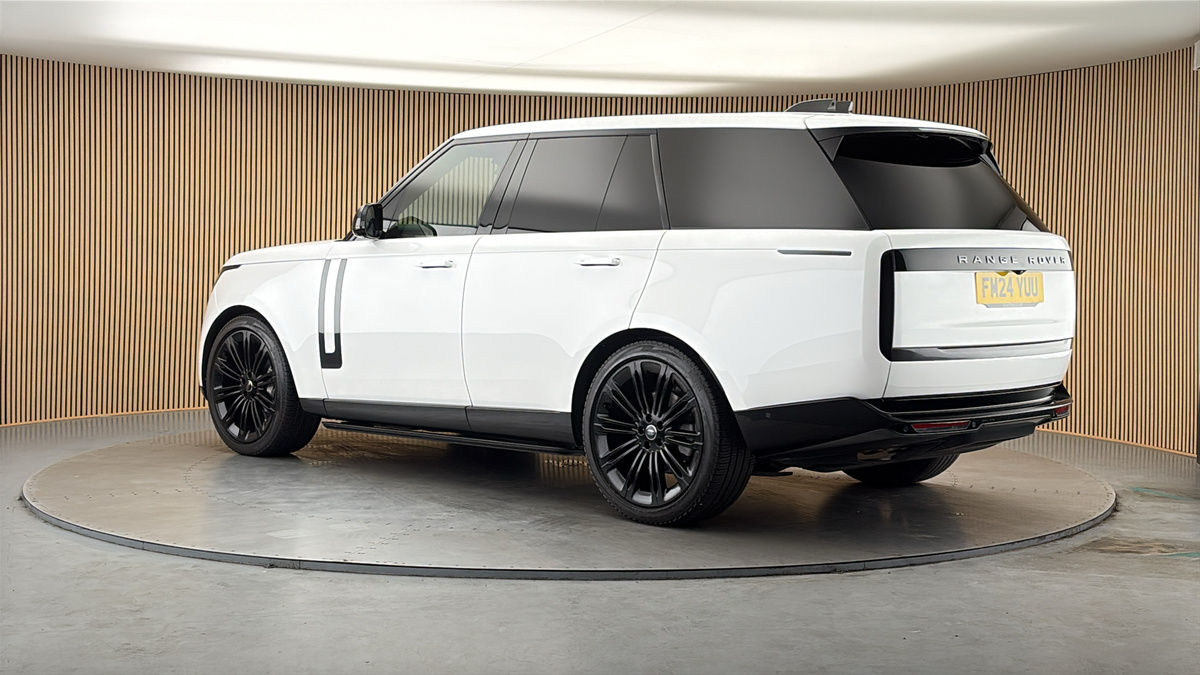 More views of Land Rover Range Rover