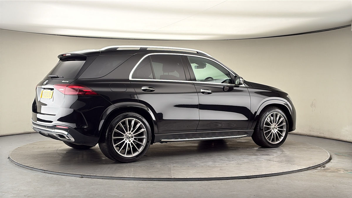 More views of Mercedes-Benz GLE