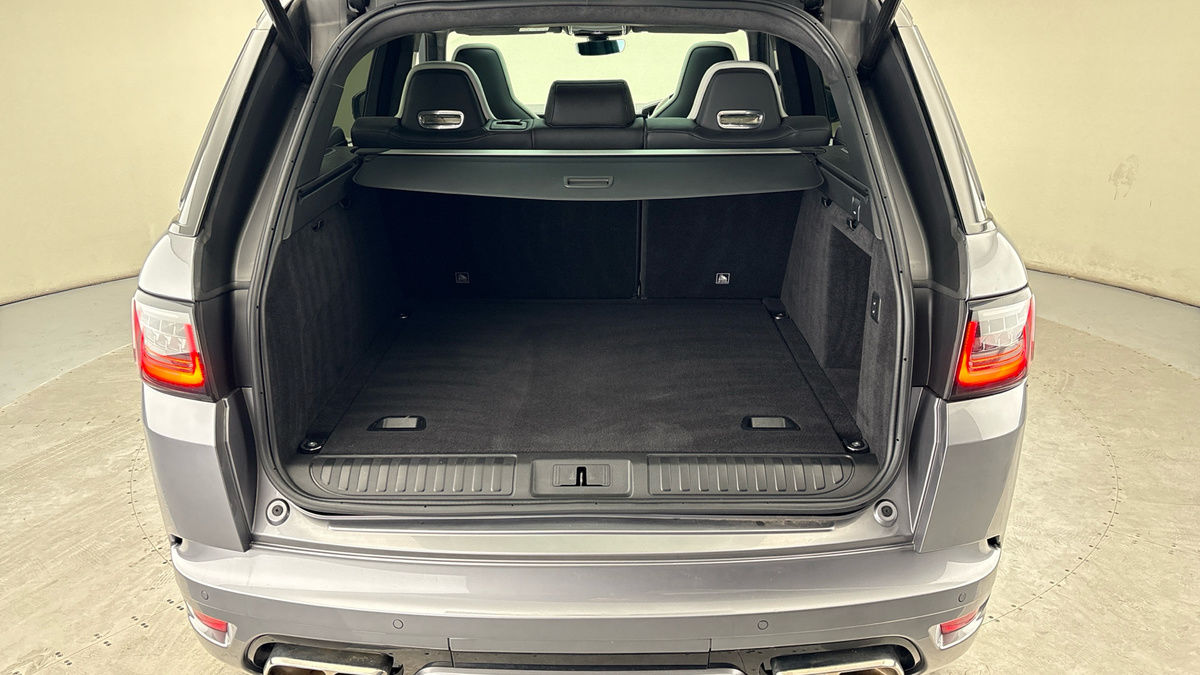 Land Rover Range Rover Sport Image 11