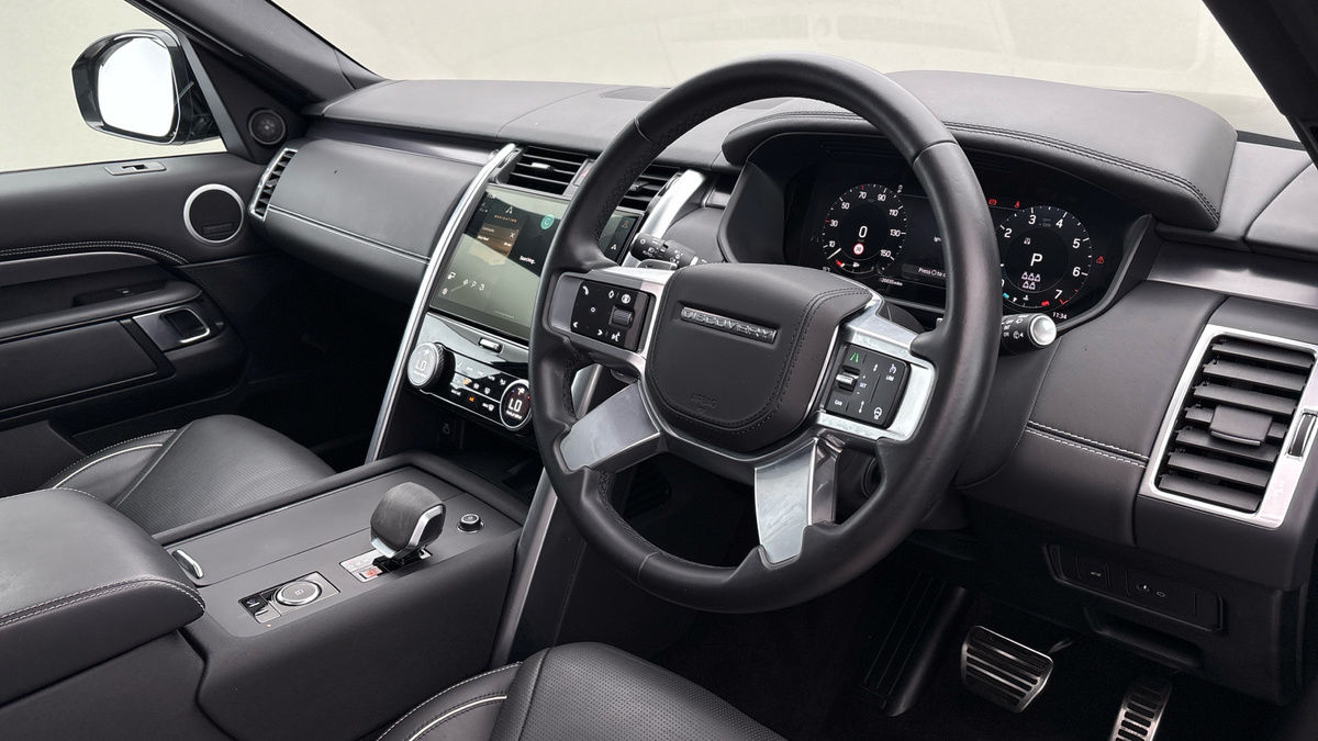 Land Rover Discovery Image 5