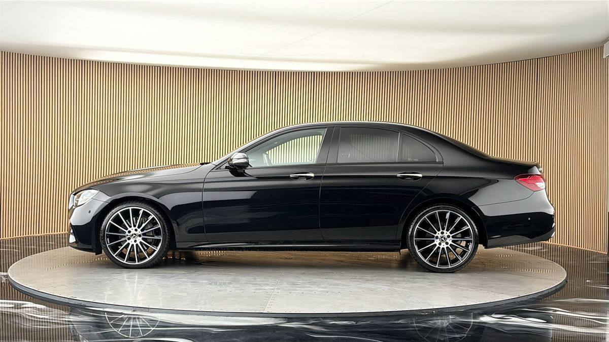 Mercedes-Benz E Class Image 15