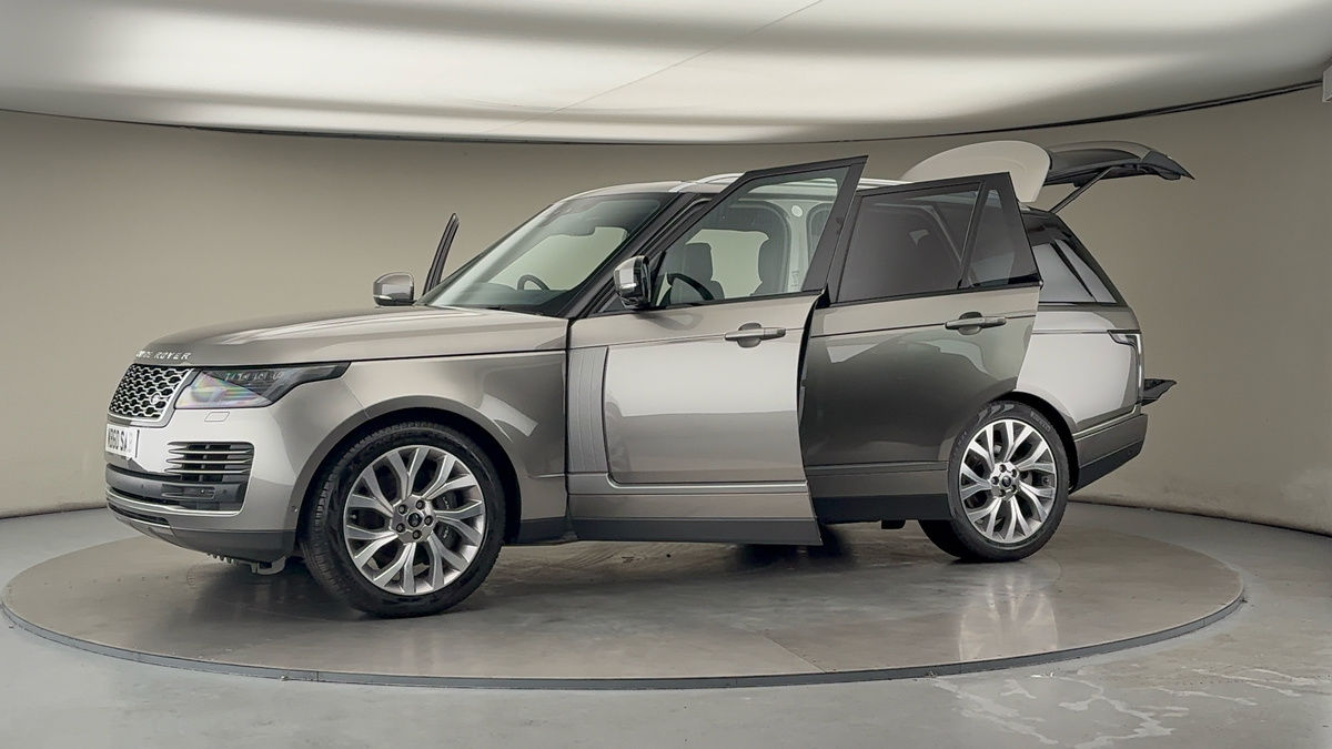 More views of Land Rover Range Rover