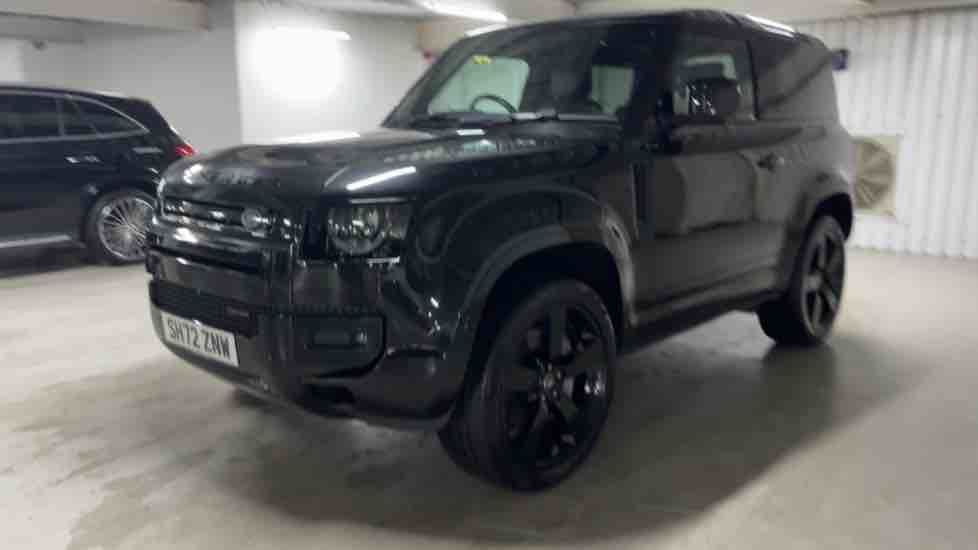More views of Land Rover Defender 90