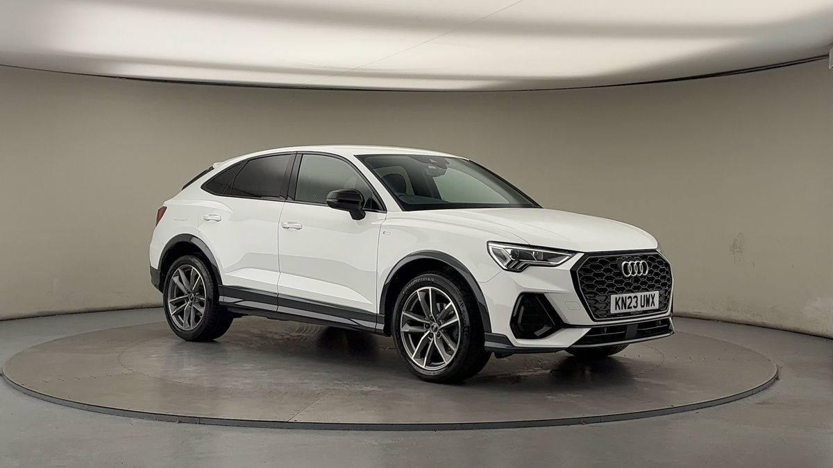 More views of Audi Q3