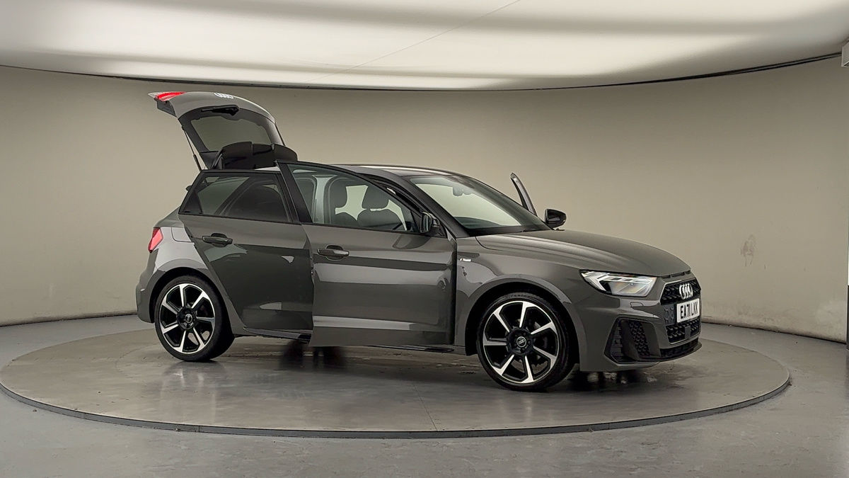 More views of Audi A1