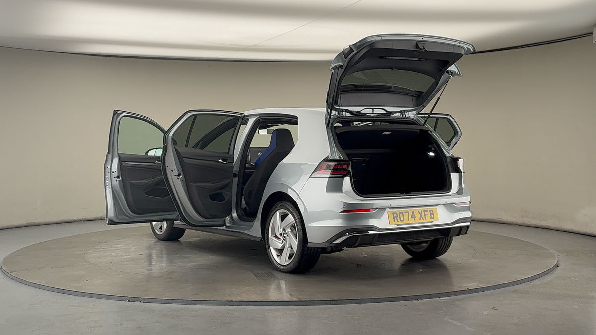 Volkswagen Golf Image 23