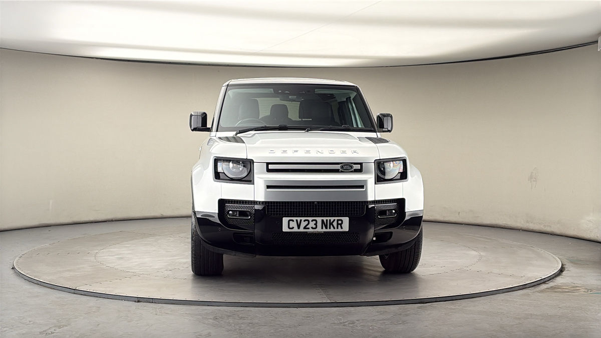 More views of Land Rover Defender 90