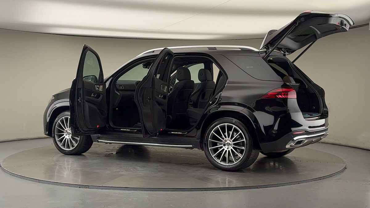 More views of Mercedes-Benz GLE