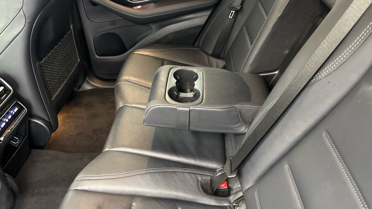 Mercedes-Benz GLE Image 9