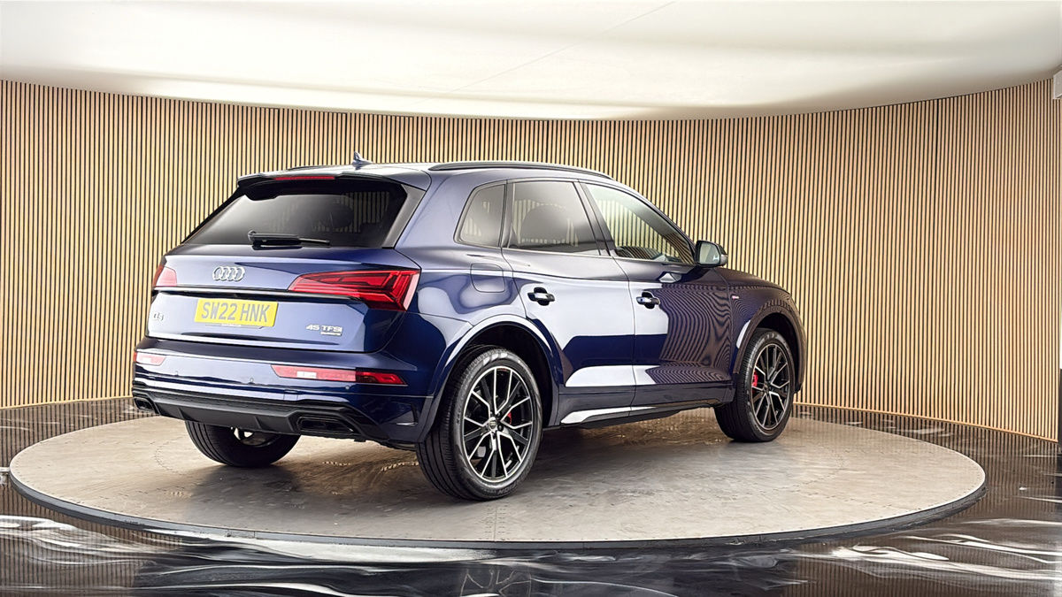 More views of Audi Q5