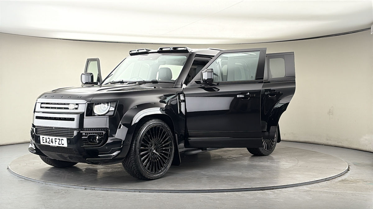 More views of Land Rover Defender 110