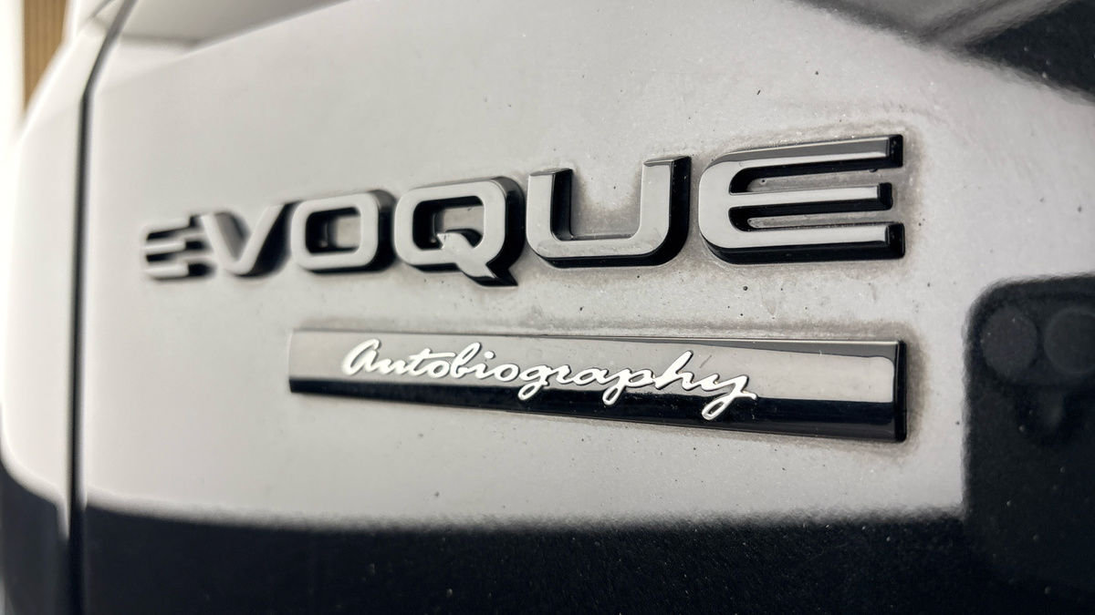 Land Rover Range Rover Evoque Image 32