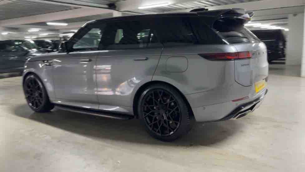 More views of Land Rover Range Rover Sport