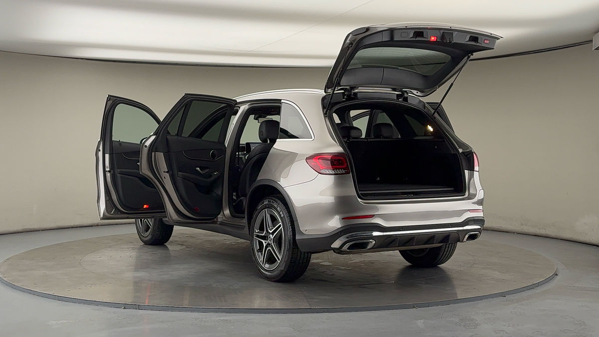 Mercedes-Benz GLC Image 23