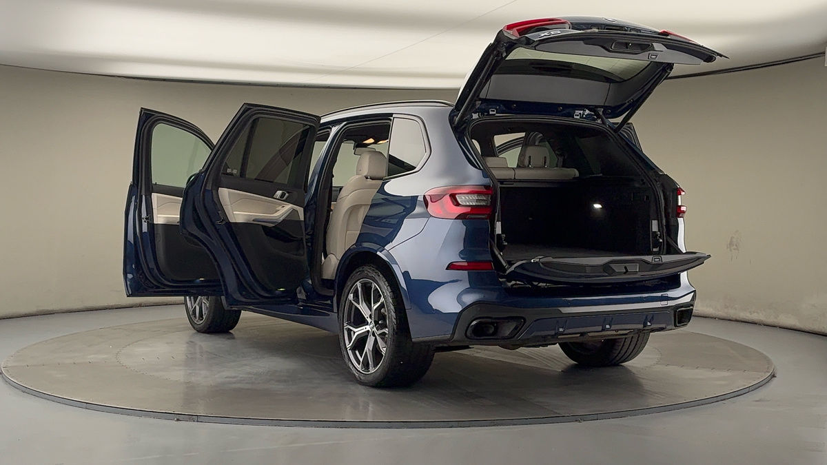 BMW X5 Image 23