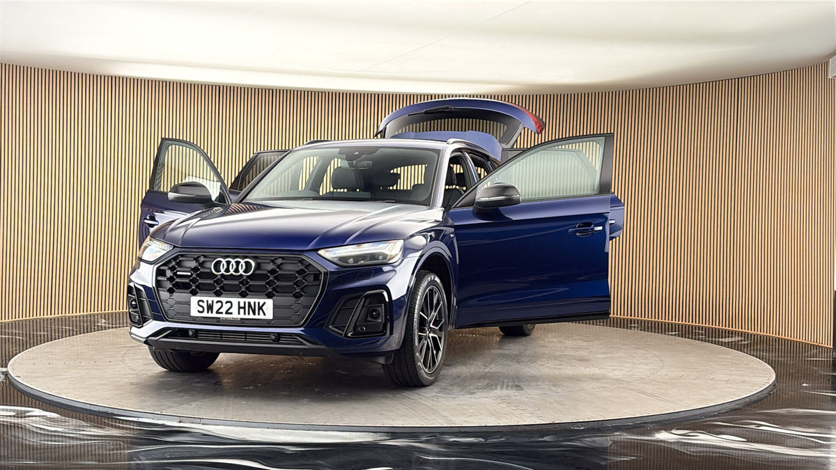 More views of Audi Q5