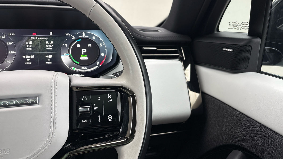 Land Rover Range Rover Sport Image 14