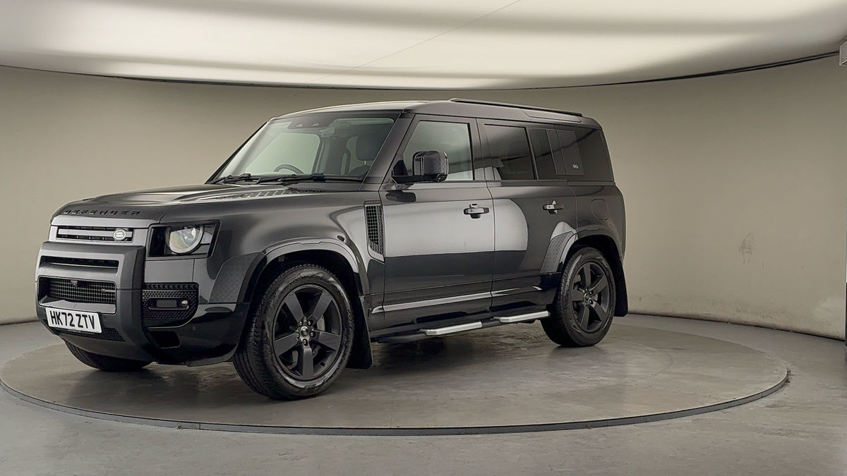 Land Rover Defender 110 Image 20