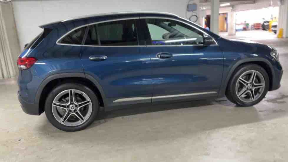 More views of Mercedes-Benz GLA