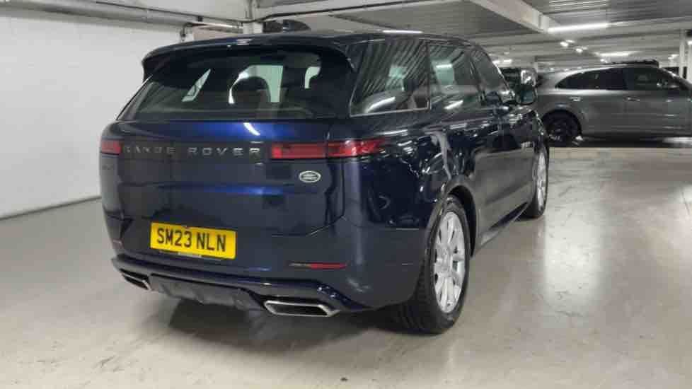 More views of Land Rover Range Rover Sport