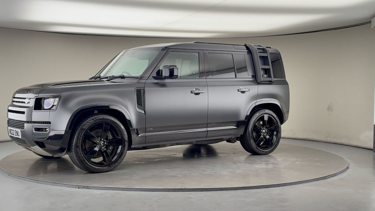 More views of Land Rover Defender 110