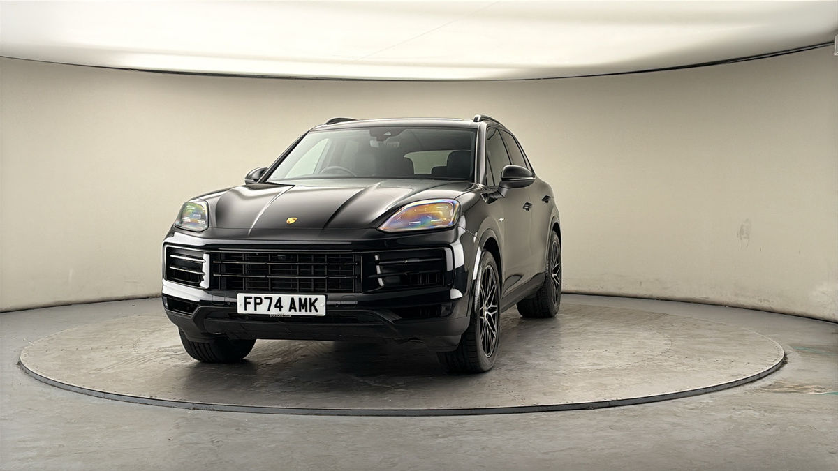 More views of Porsche Cayenne