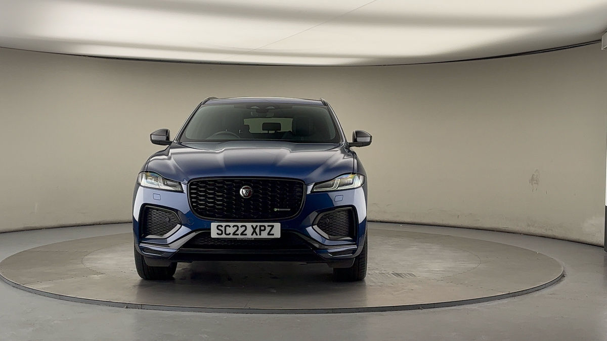 Jaguar F-PACE Image 3