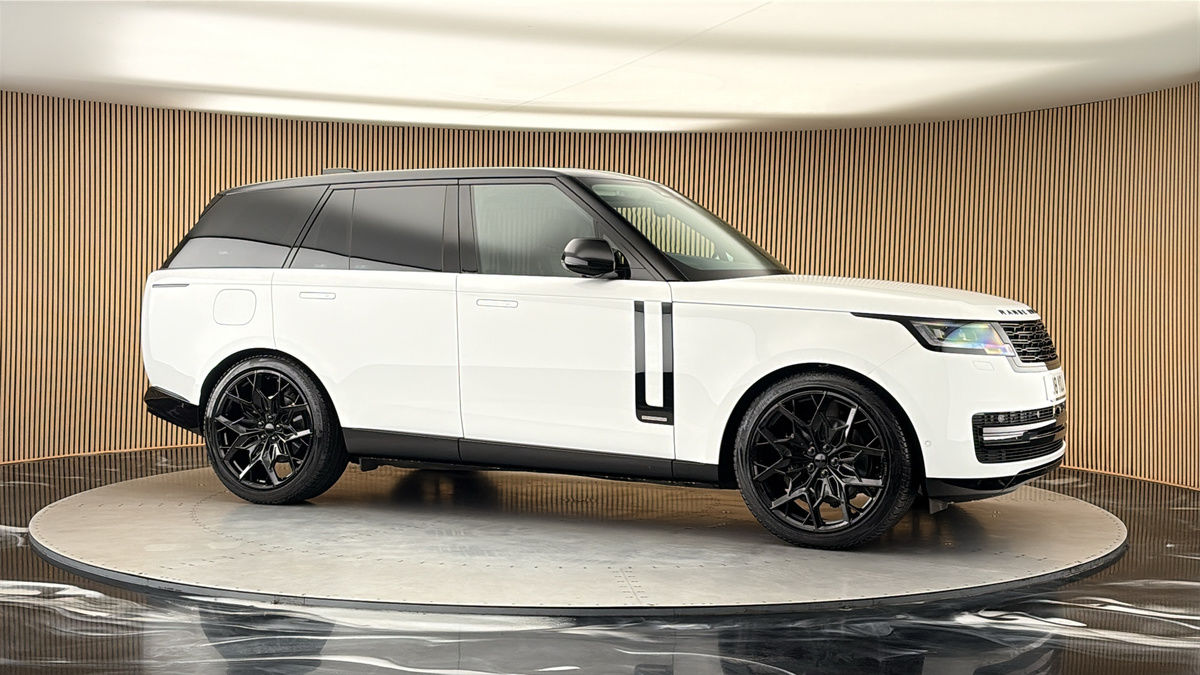More views of Land Rover Range Rover