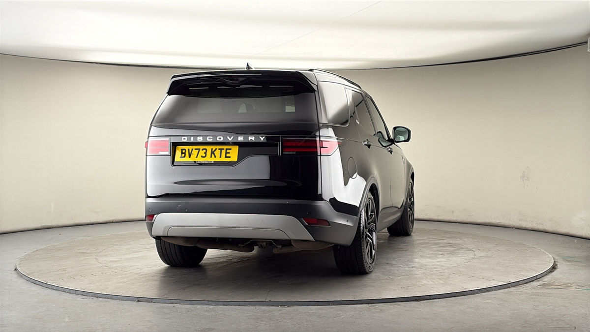 More views of Land Rover Discovery