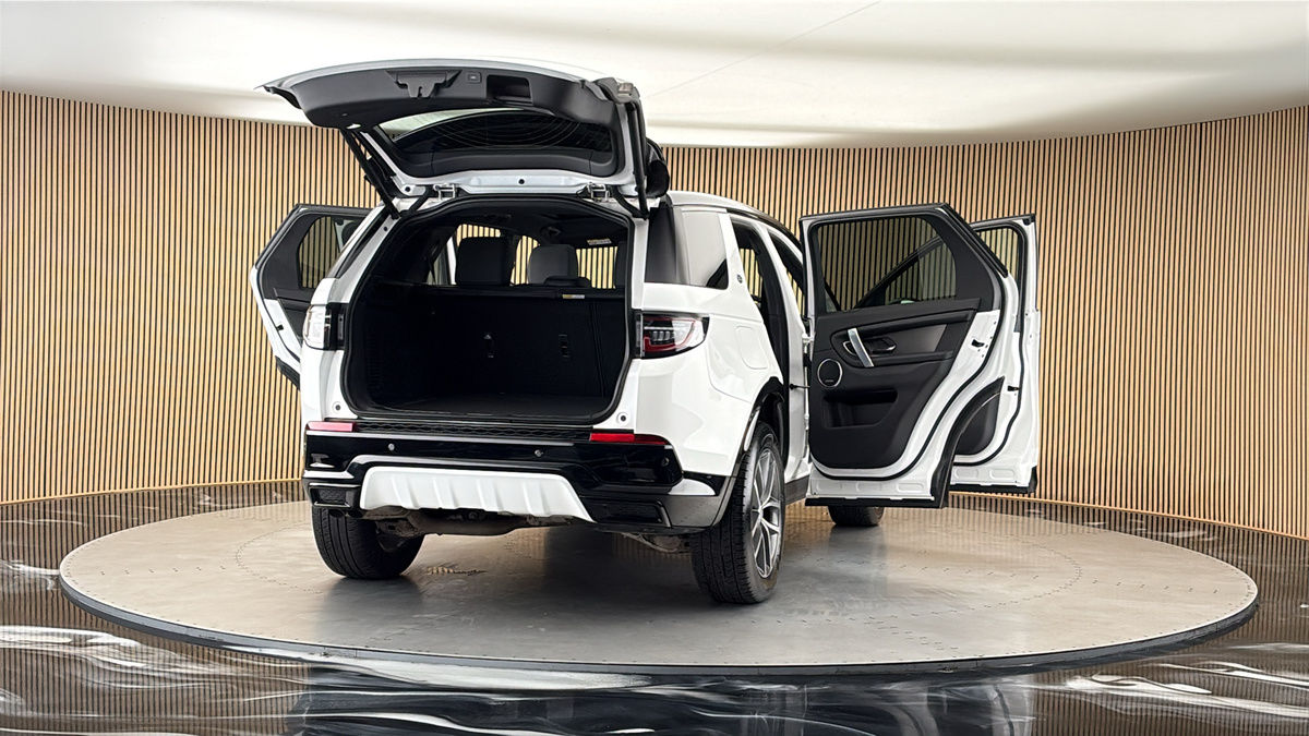 More views of Land Rover Discovery Sport