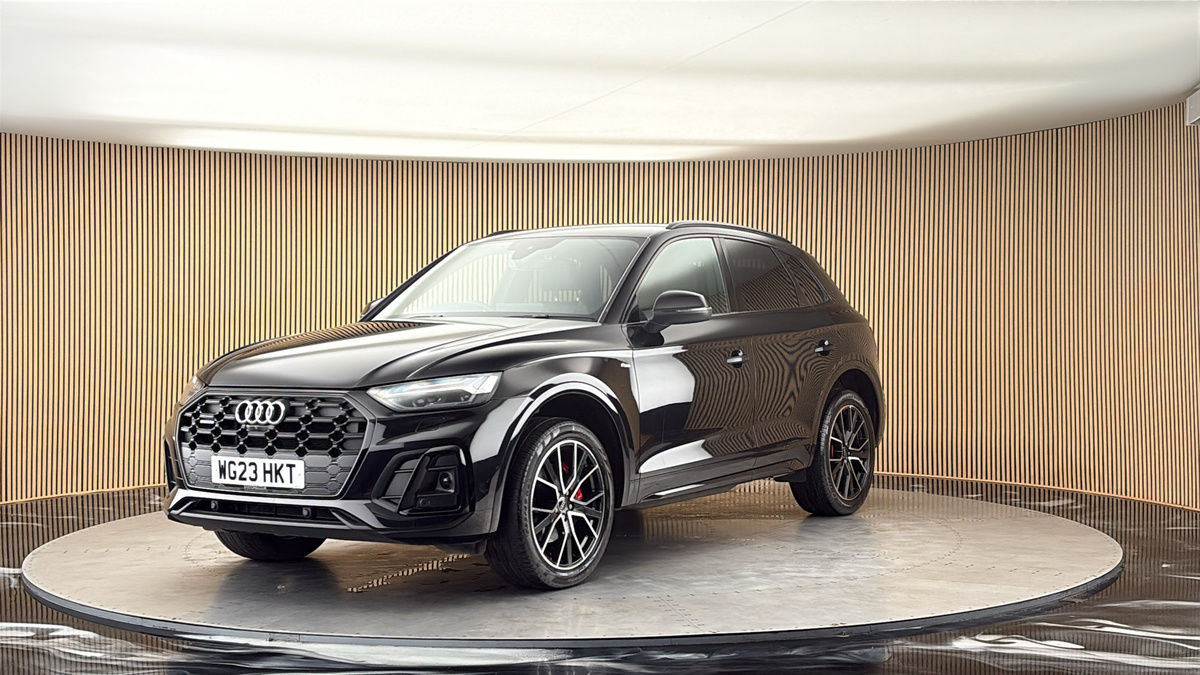 More views of Audi Q5