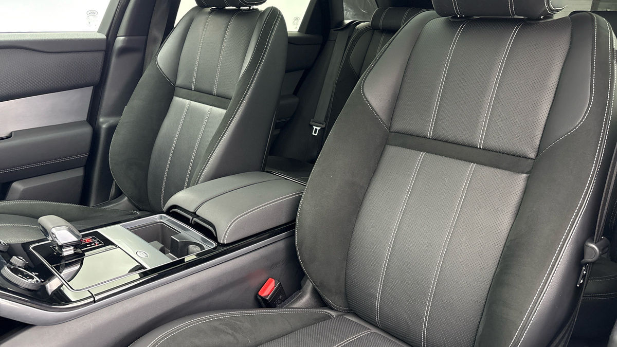 Land Rover Range Rover Velar Image 7