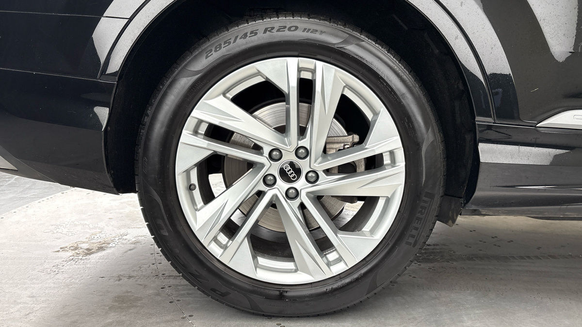 Audi Q7 Image 10