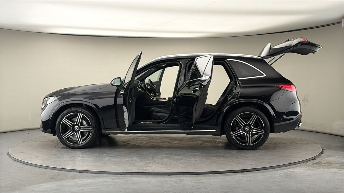 More views of Mercedes-Benz GLC