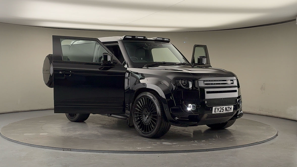 More views of Land Rover Defender 90