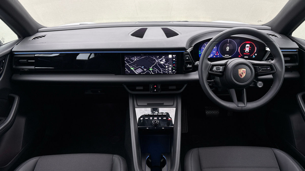 Porsche Macan Image 13